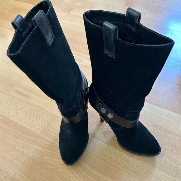 BCBG Sirlo Black Suede Boot Size 6 - Picture 2 of 6
